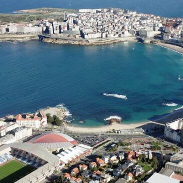 (Reading Comprehension) Holiday guide to La Coruña, Spain